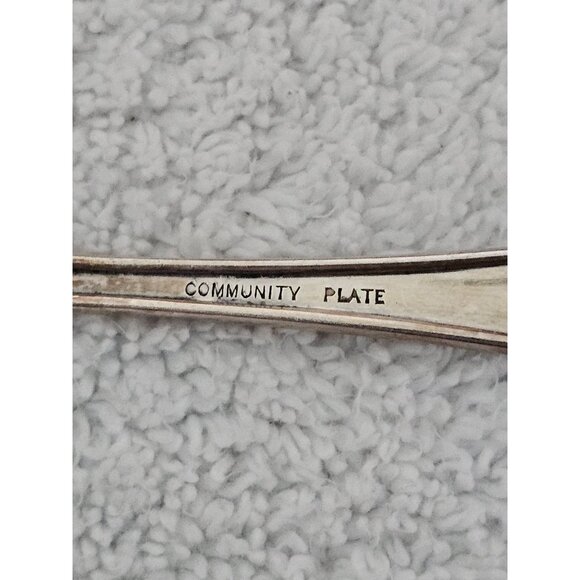 Vintage Community Plate Silver Fork Set of 3 Intricate READ - Picture 6 of 10